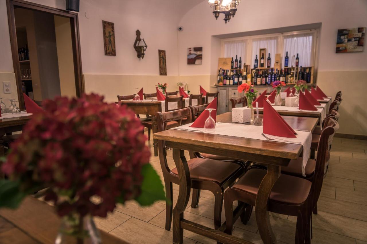 Bed and Breakfast Ristorante Del Ponte Cugnasco Exterior foto