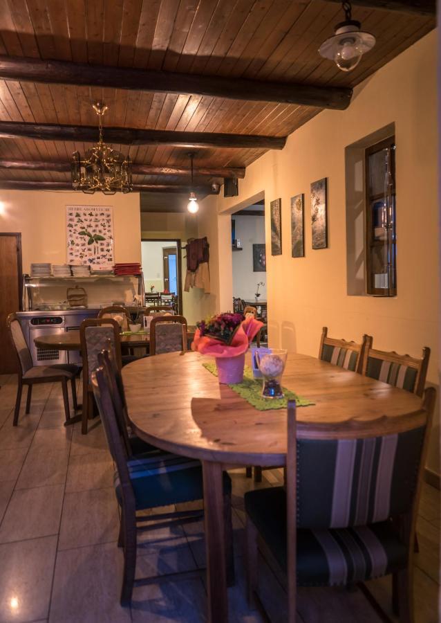 Bed and Breakfast Ristorante Del Ponte Cugnasco Exterior foto